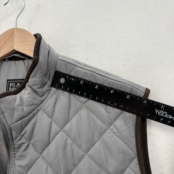 Jos A Bank Vest Mens XL Gray Traveler Quilted Zip Front Water Resistant Casual - Picture 11 of 14